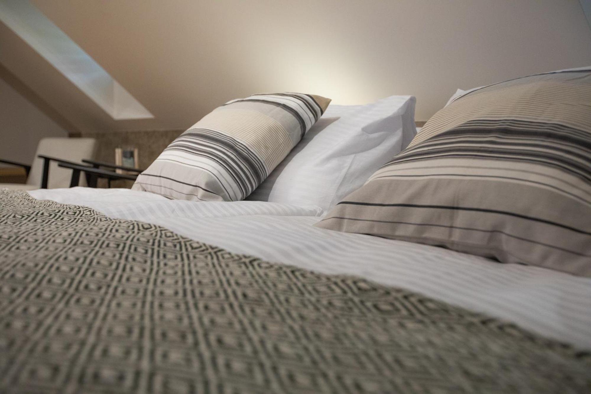 Hotel Hisa Trelc- Sobe Komenda Zewnętrze zdjęcie